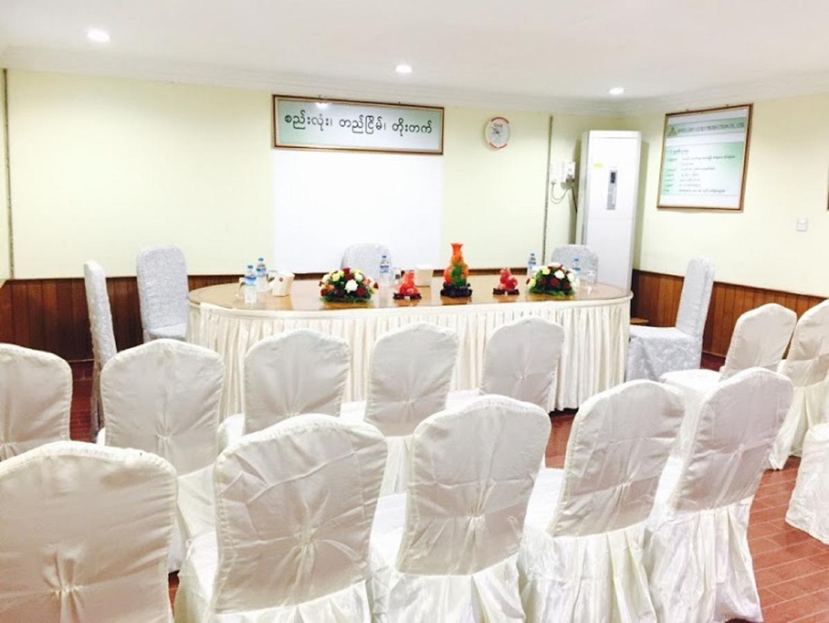 Summer Palace Hotel Yangon Exterior foto