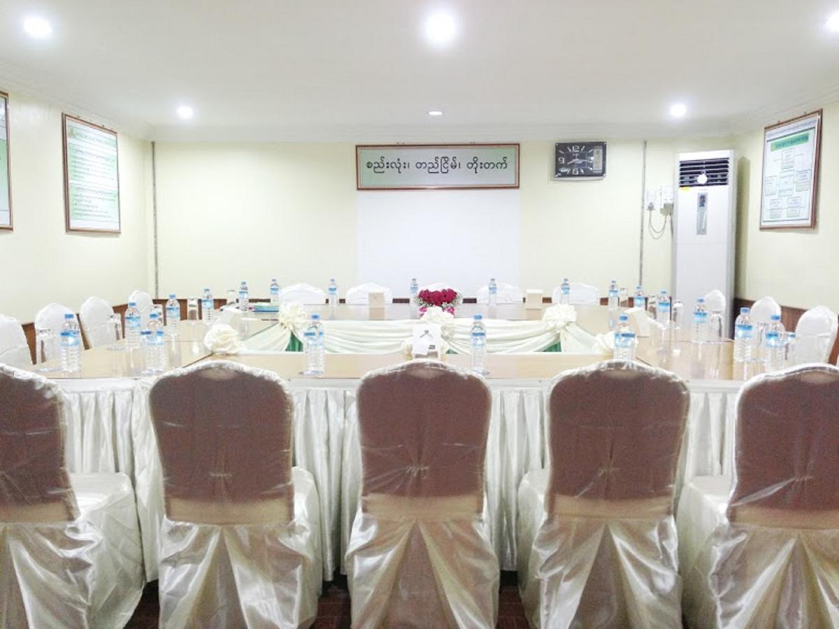 Summer Palace Hotel Yangon Exterior foto